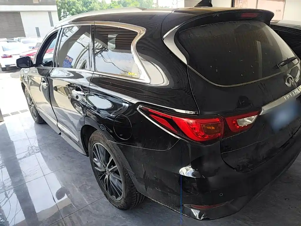 Infiniti QX60 (Import) — миниатюра 5