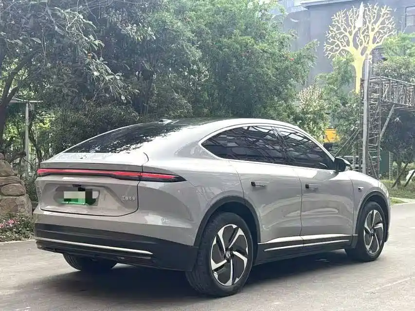 NIO EC6 2023 75kWh