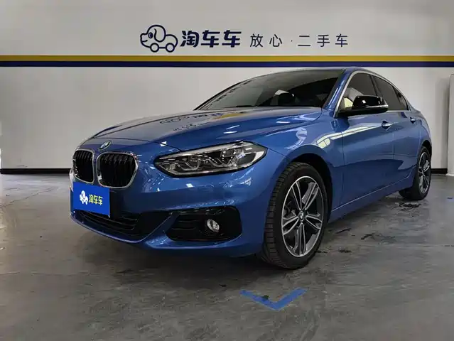 BMW  1 SERIES 2018