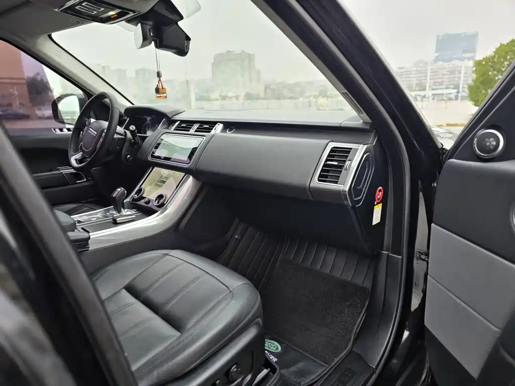 Land Rover Sport — миниатюра 8