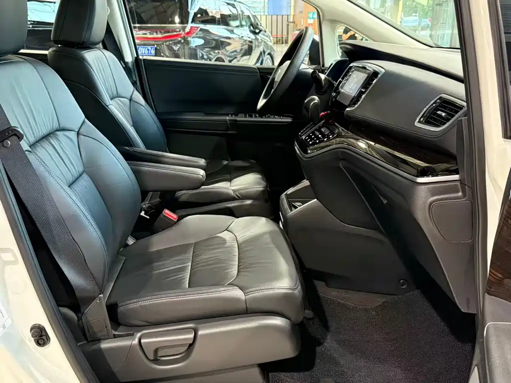 Honda Odyssey — миниатюра 8