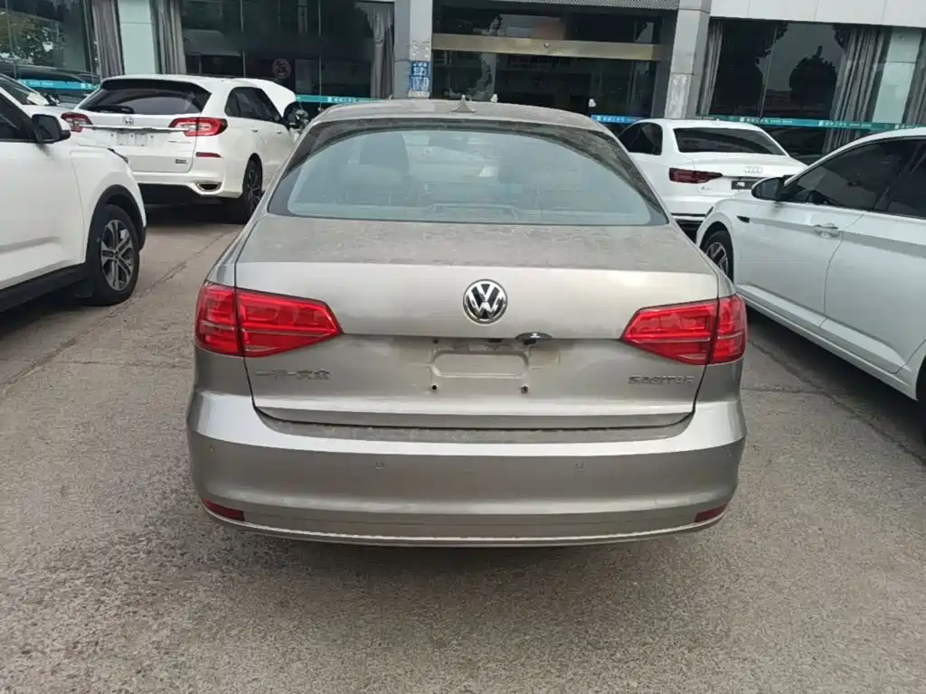 Volkswagen Sagitar — миниатюра 6