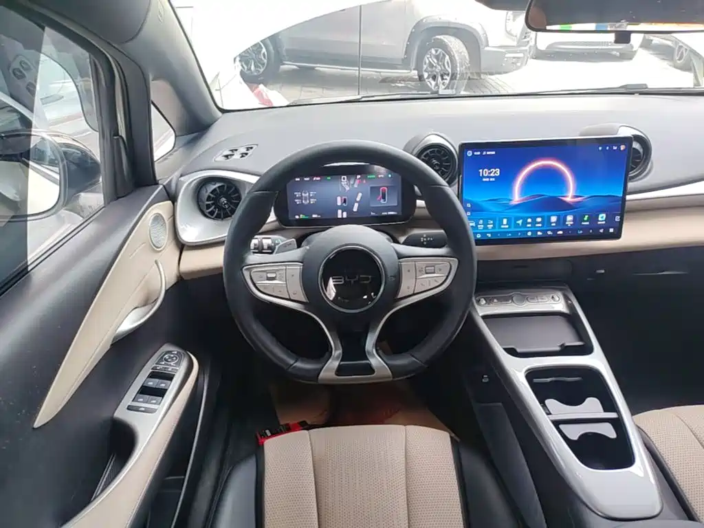 BYD Dolphin — миниатюра 11