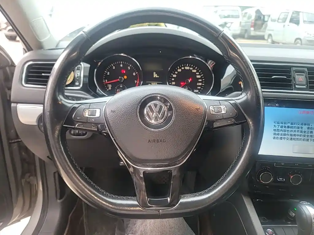 Volkswagen Sagitar — миниатюра 11