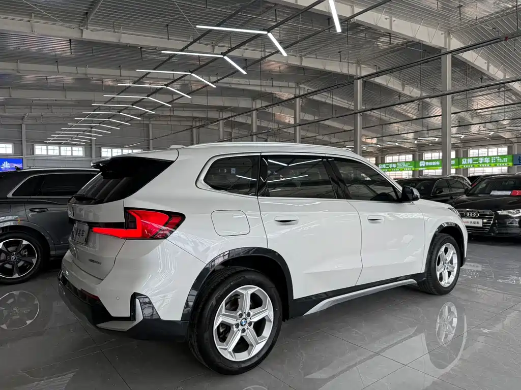 BMW X1 2023 sDrive20Li X
