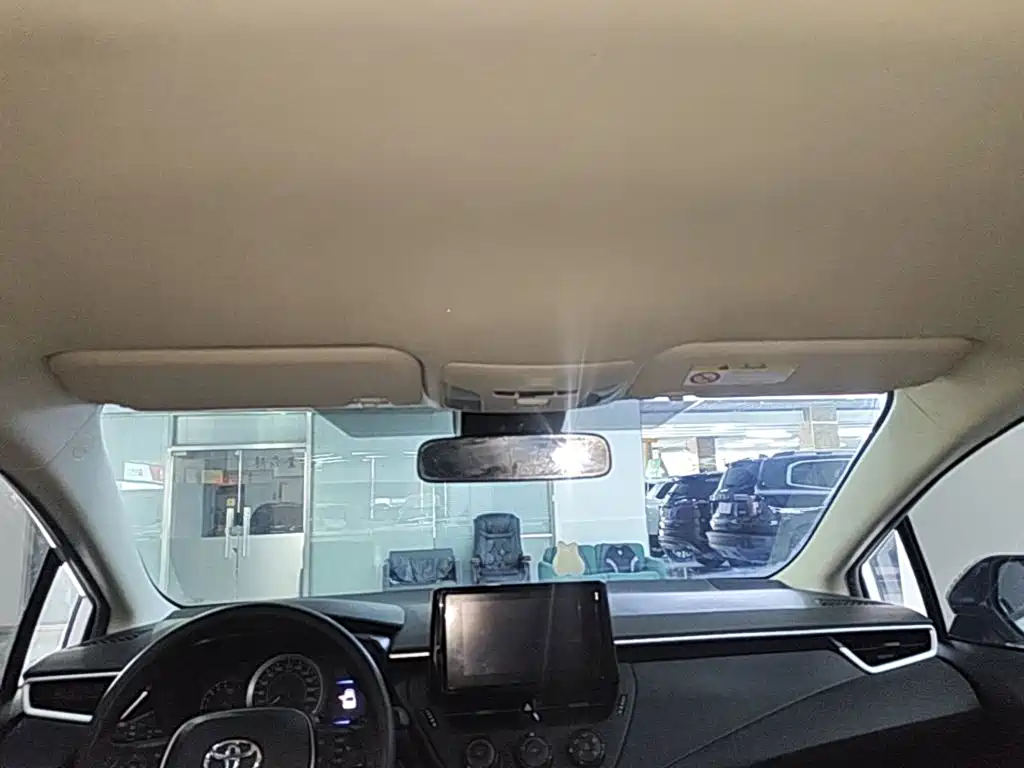 Toyota Corolla — миниатюра 14