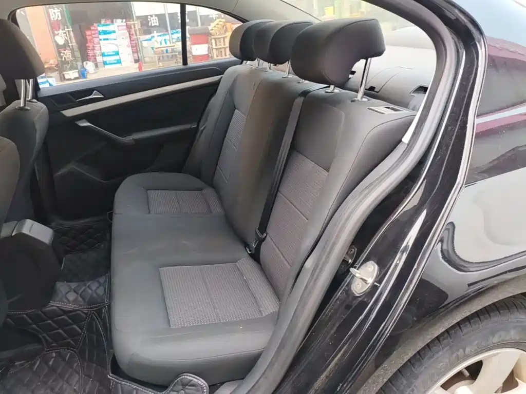 Volkswagen Lavida — миниатюра 17