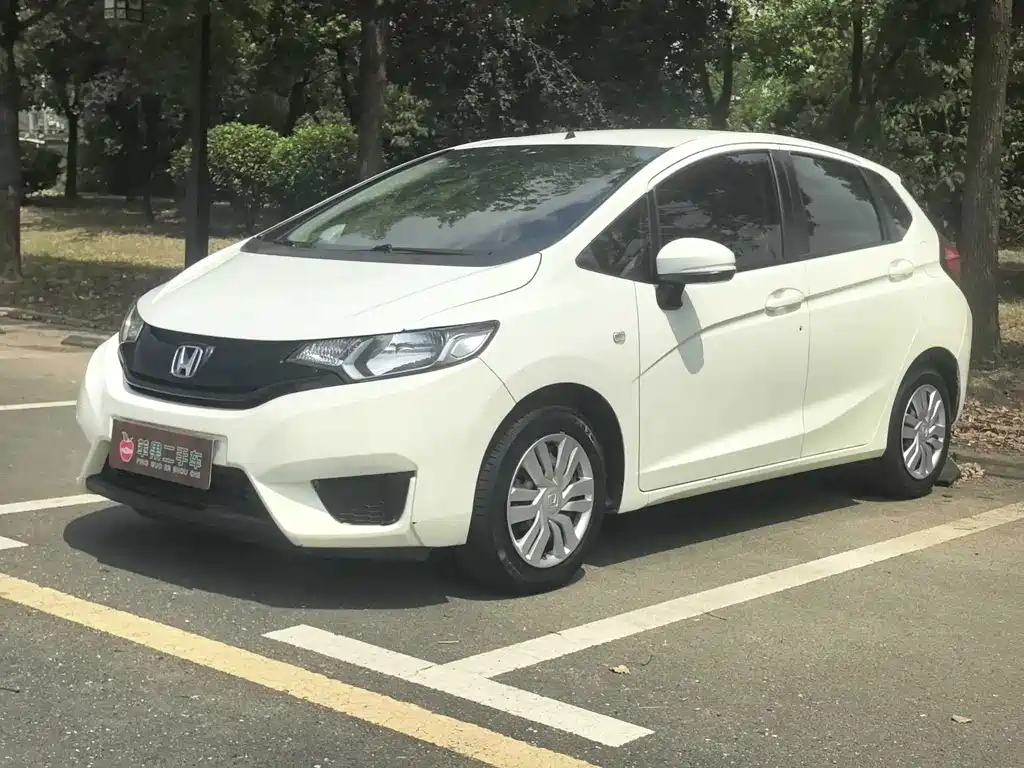 2015 Honda Fit - zdjęcie 1 z 10