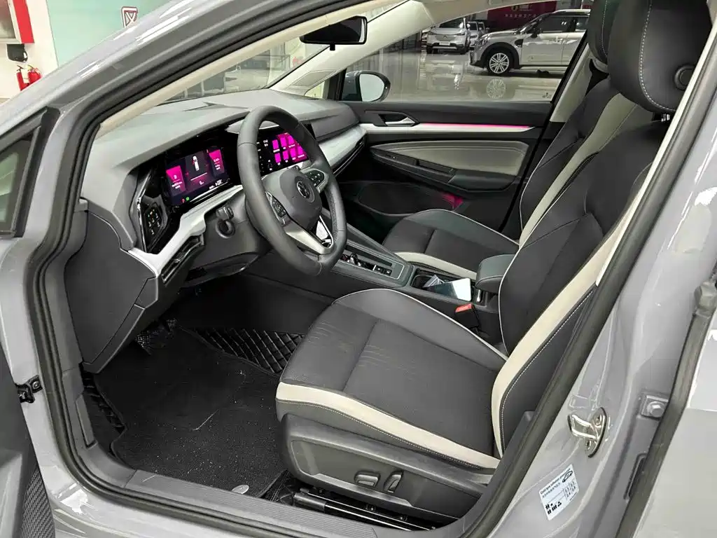 Volkswagen Golf — миниатюра 18