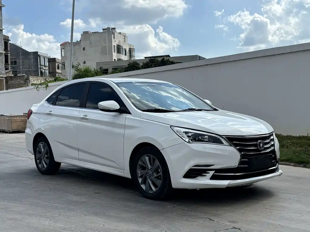 Changan Eado DT — миниатюра 3