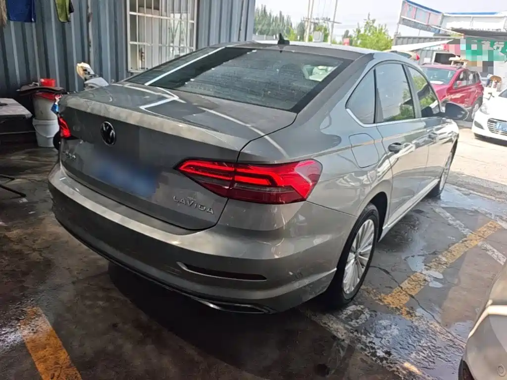 Volkswagen Lavida — миниатюра 7