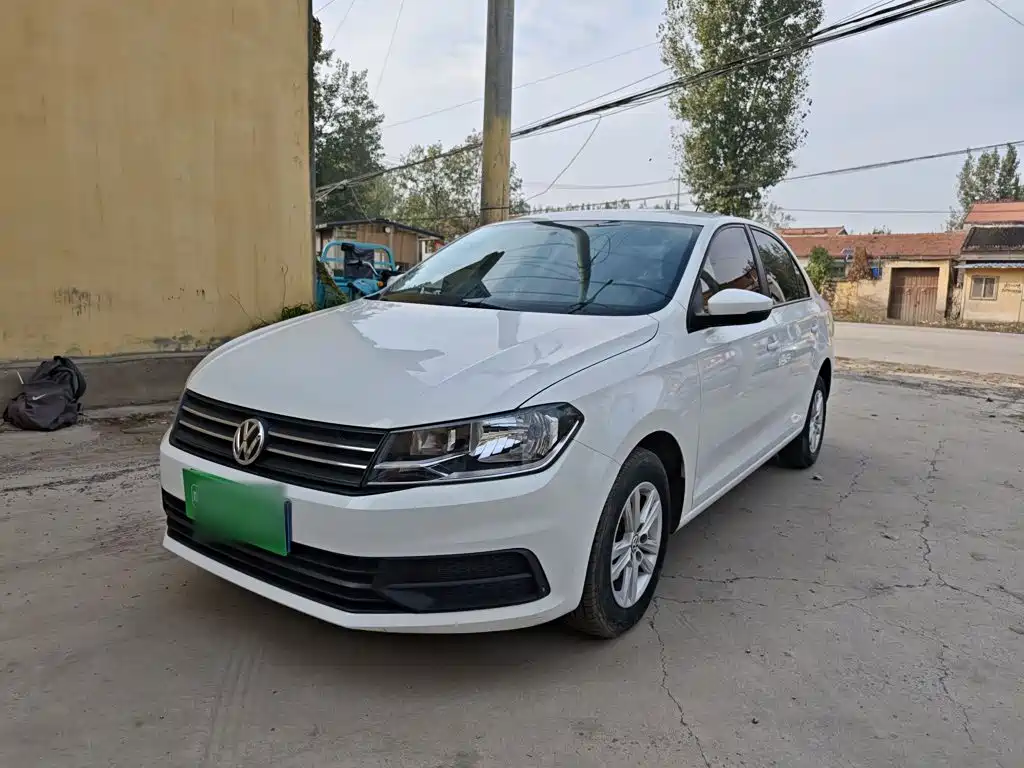 Volkswagen Santana — миниатюра 2