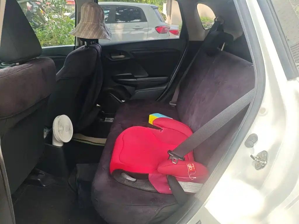 Honda Fit — миниатюра 13