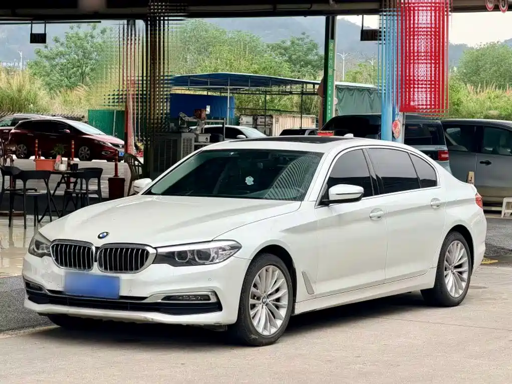 BMW 5 Series 2019