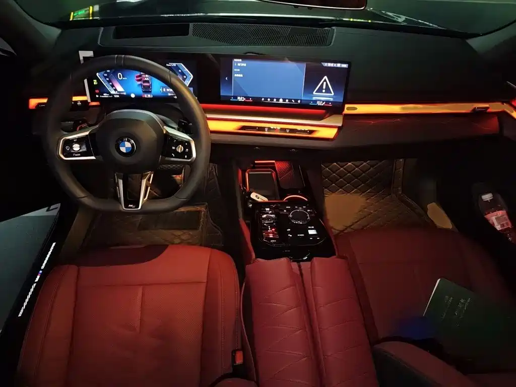 BMW 5 Series — миниатюра 13