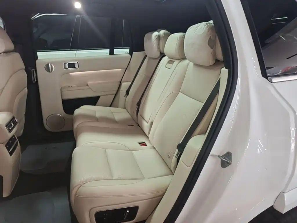 Li Auto Li L7 — миниатюра 17