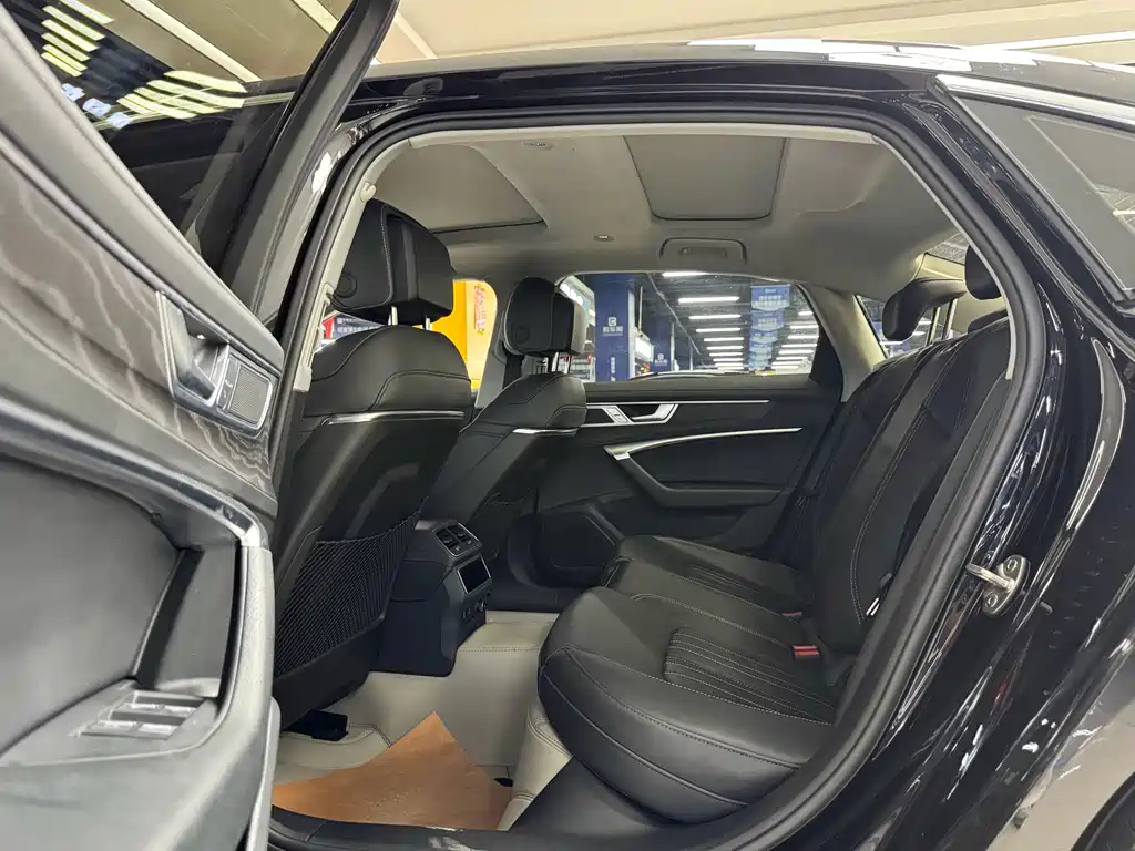 Audi A6L — миниатюра 5