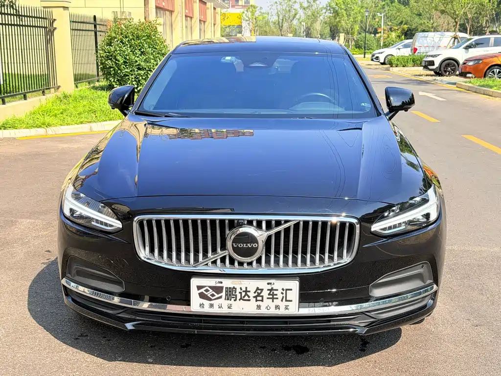 Volvo S90 — миниатюра 2