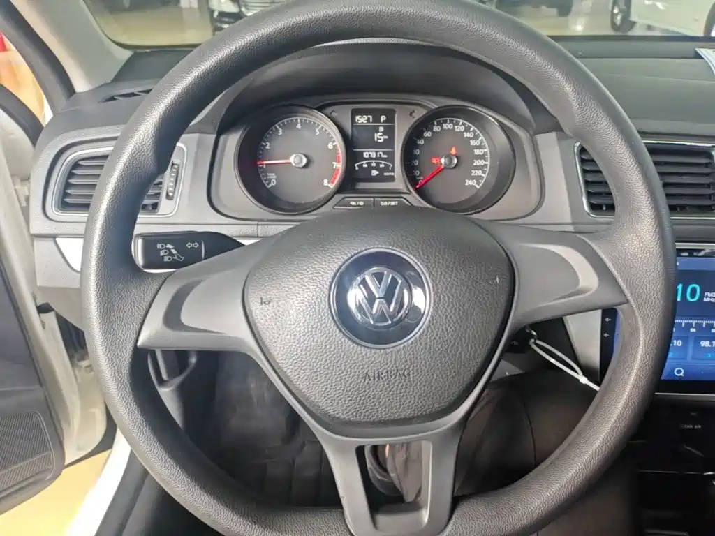 Volkswagen Lavida — миниатюра 11