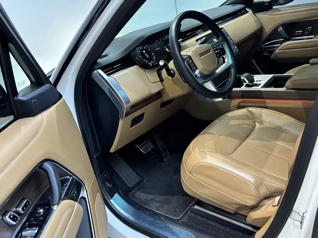 Land Rover Range Rover — миниатюра 9
