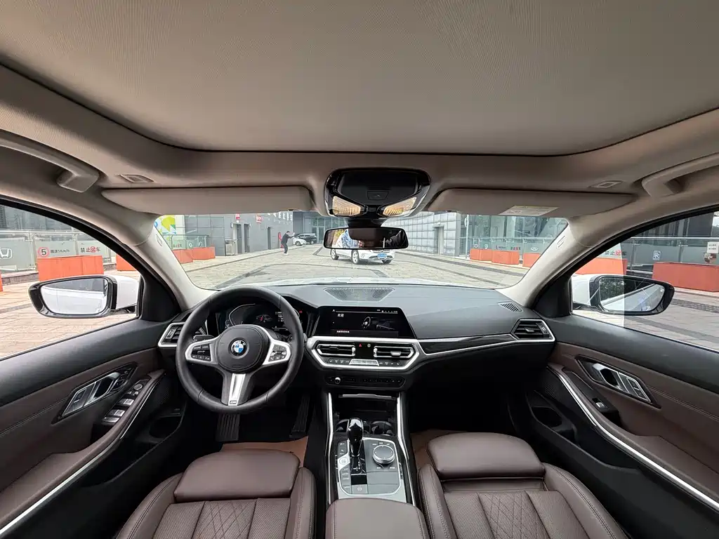 BMW 3 Series 3 2022 325Li M Sport