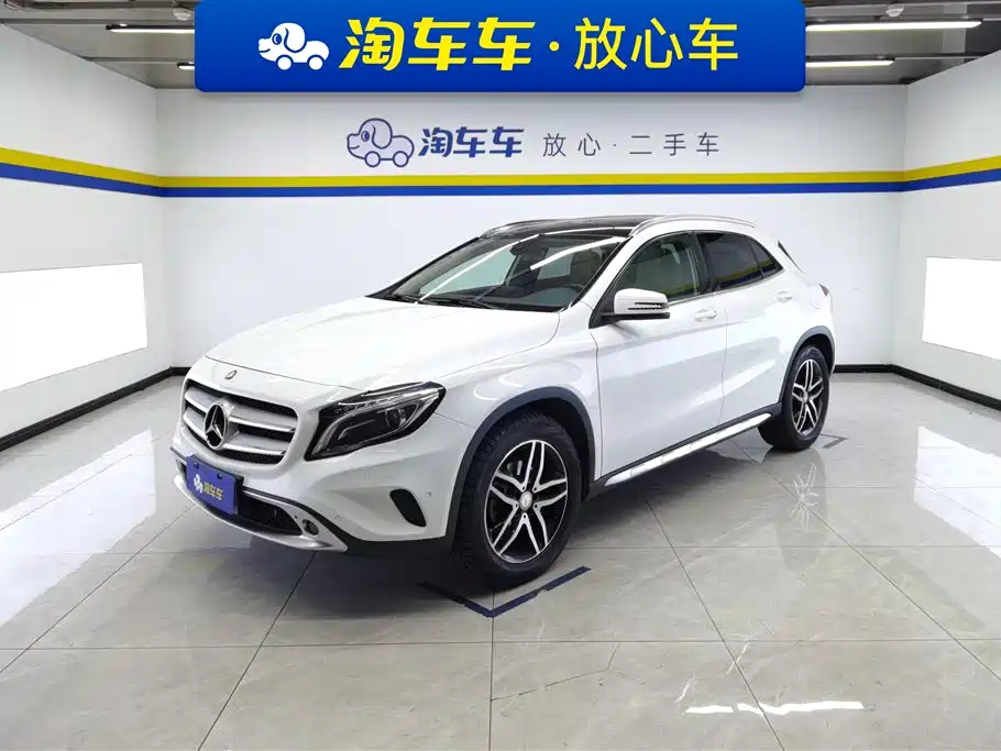 Mercedes-Benz GLA 2016