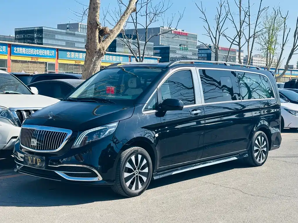 Mercedes-Benz Vito 2023