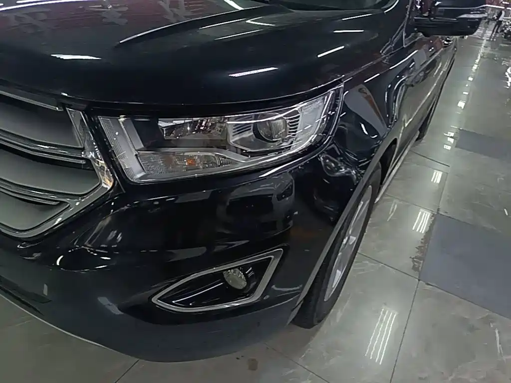 Ford Edge — миниатюра 24