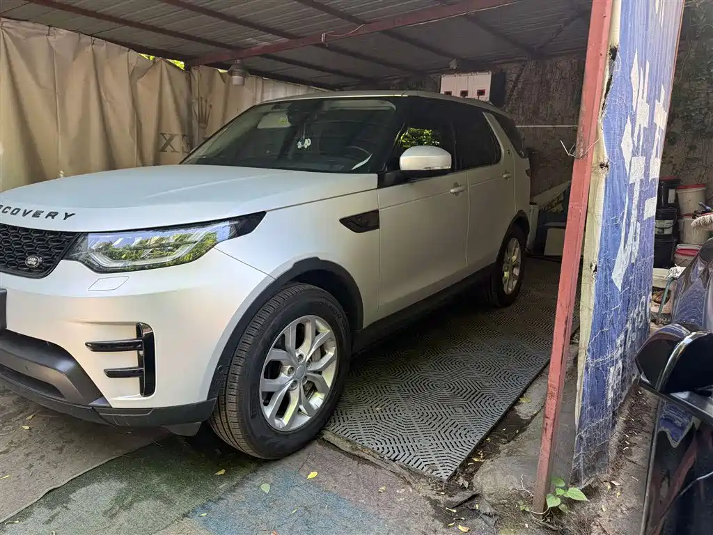 Land Rover Discovery 2020 3.0 SC V6 SE