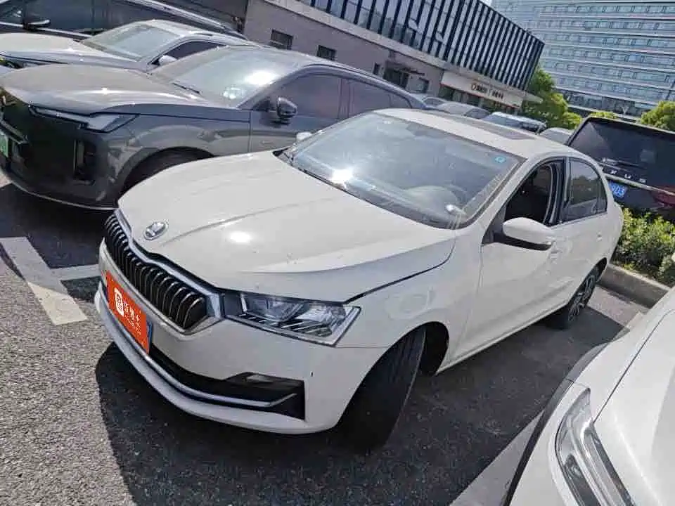 Купить Skoda Rapid