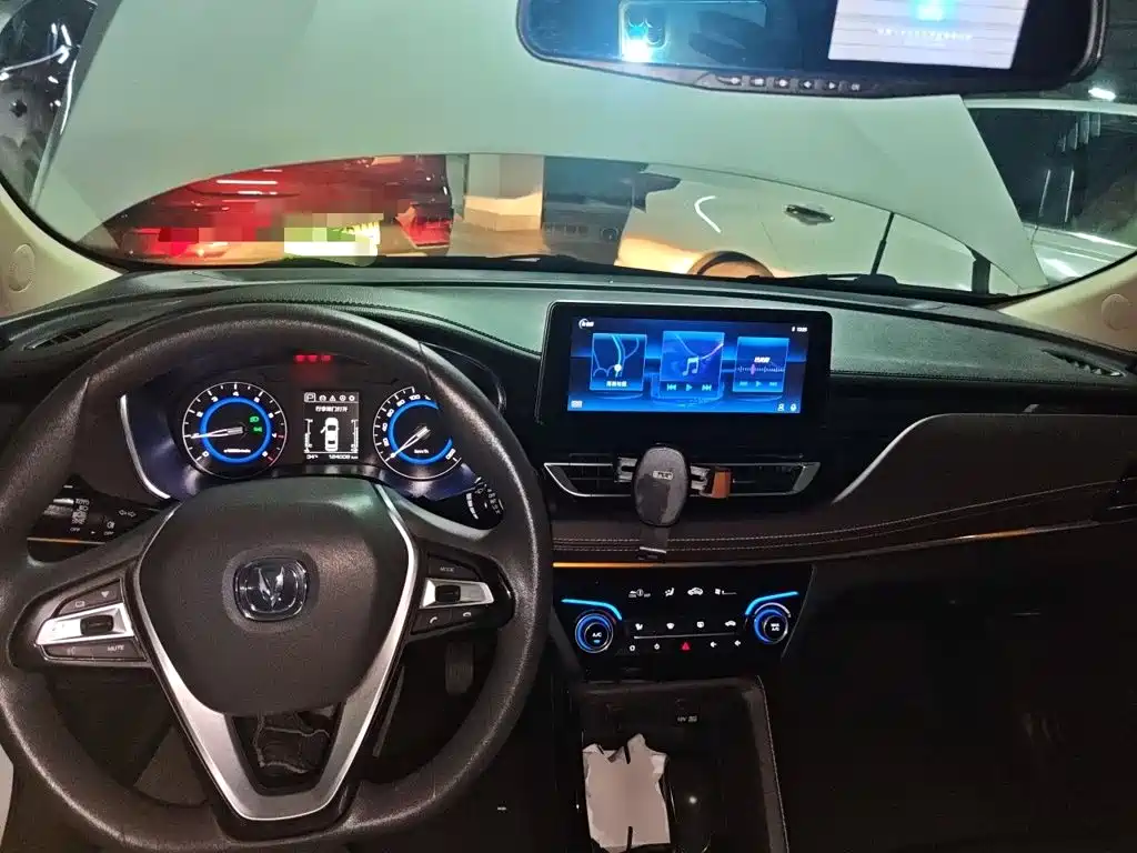 Changan Eado DT — миниатюра 10