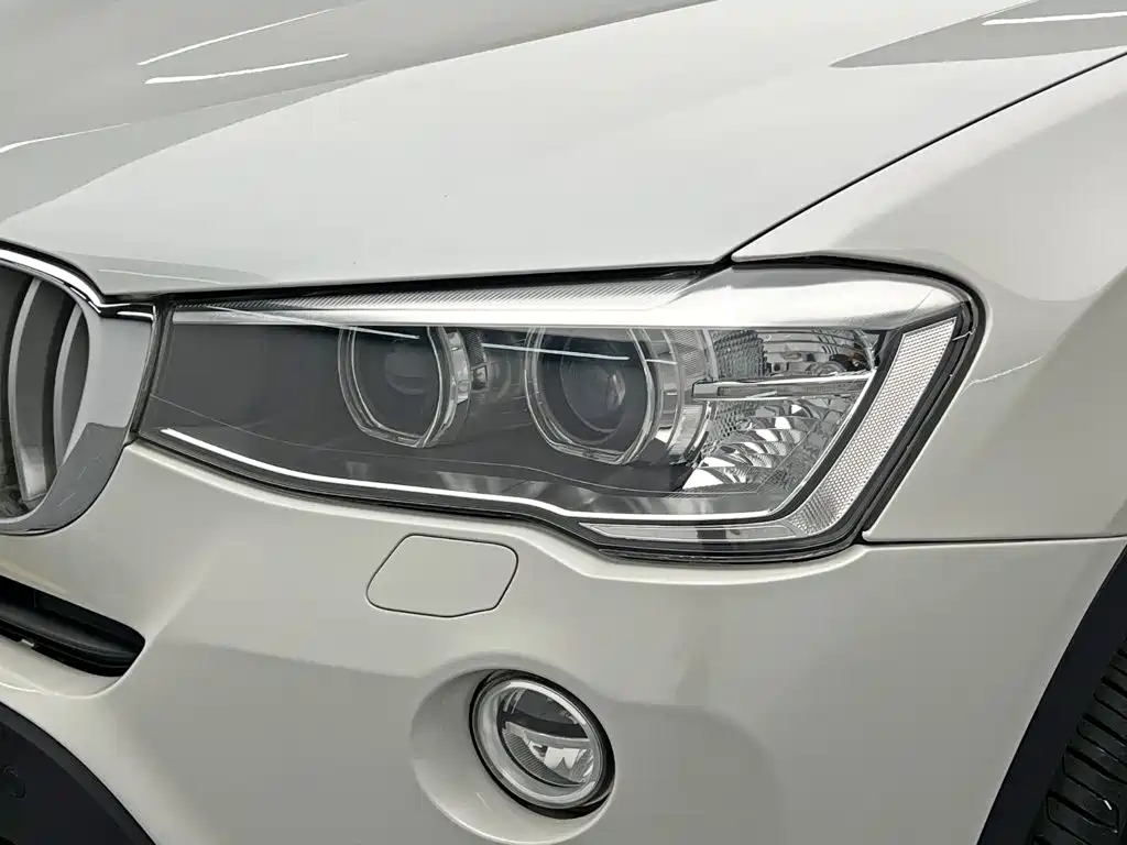 BMW X3 (Import) — миниатюра 9