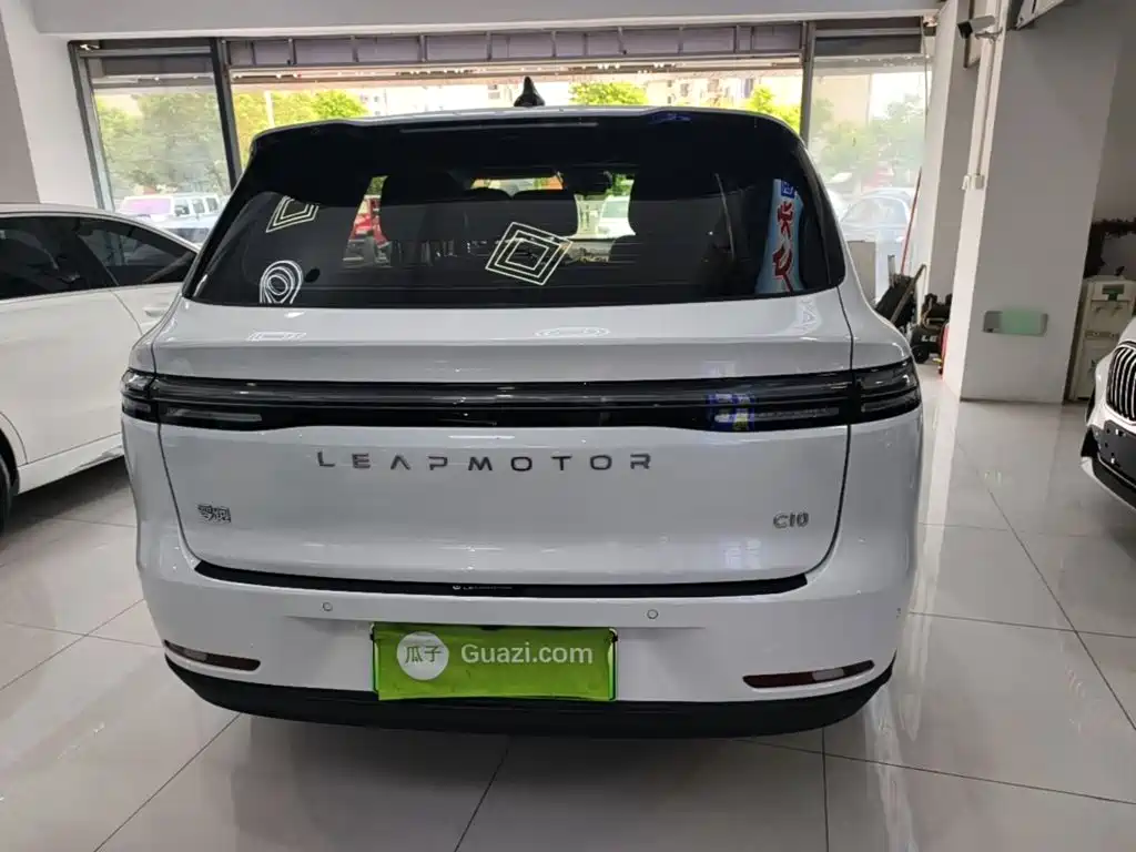 Leapmotor Leapmotor C10 — миниатюра 6