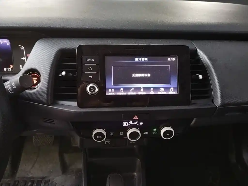 Honda Fit — миниатюра 13