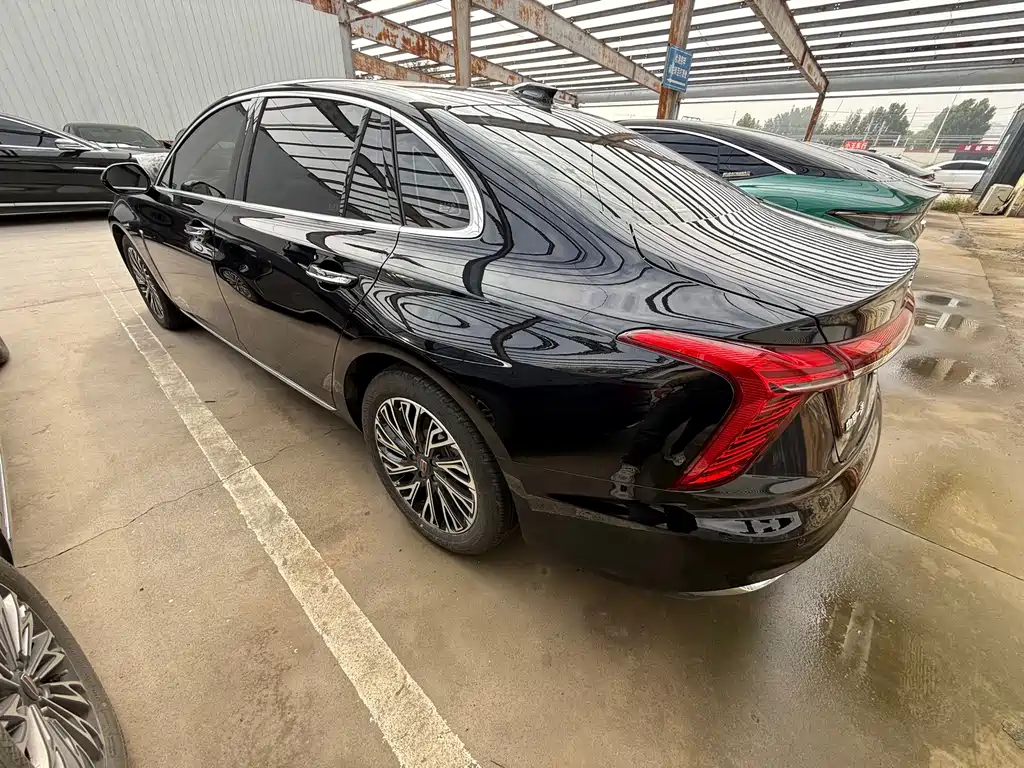 Hongqi Hongqi H5 — миниатюра 10