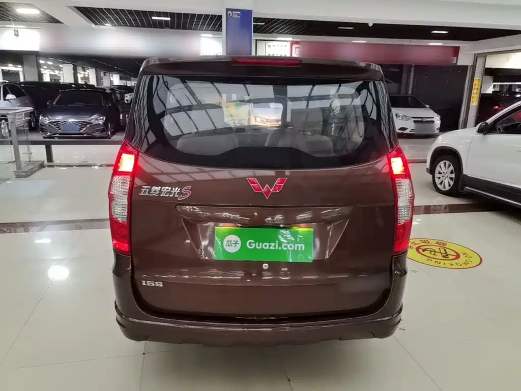 Wuling Hongguang — миниатюра 6