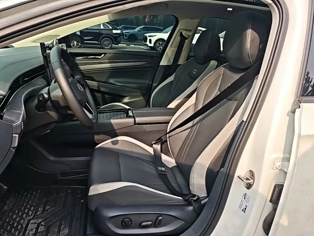 Volkswagen ID.7 VIZZION — миниатюра 15