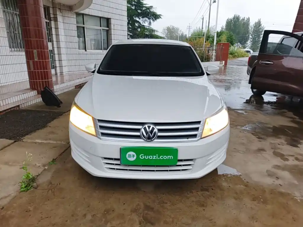 Volkswagen Santana — миниатюра 3