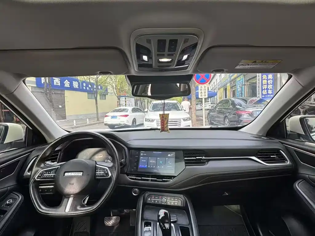 HAVAL  F7