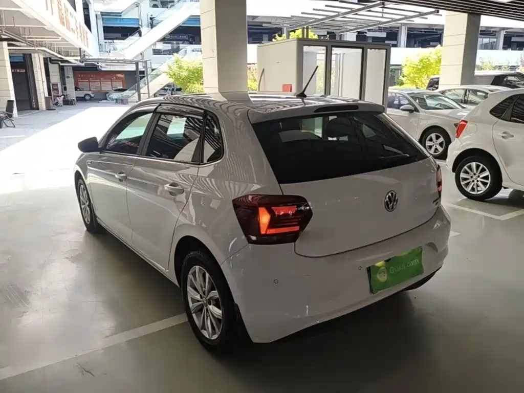 Volkswagen Polo — миниатюра 5