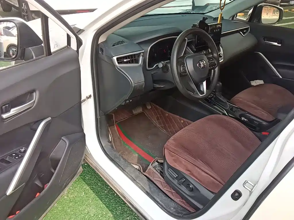 Toyota Frontlander — миниатюра 12