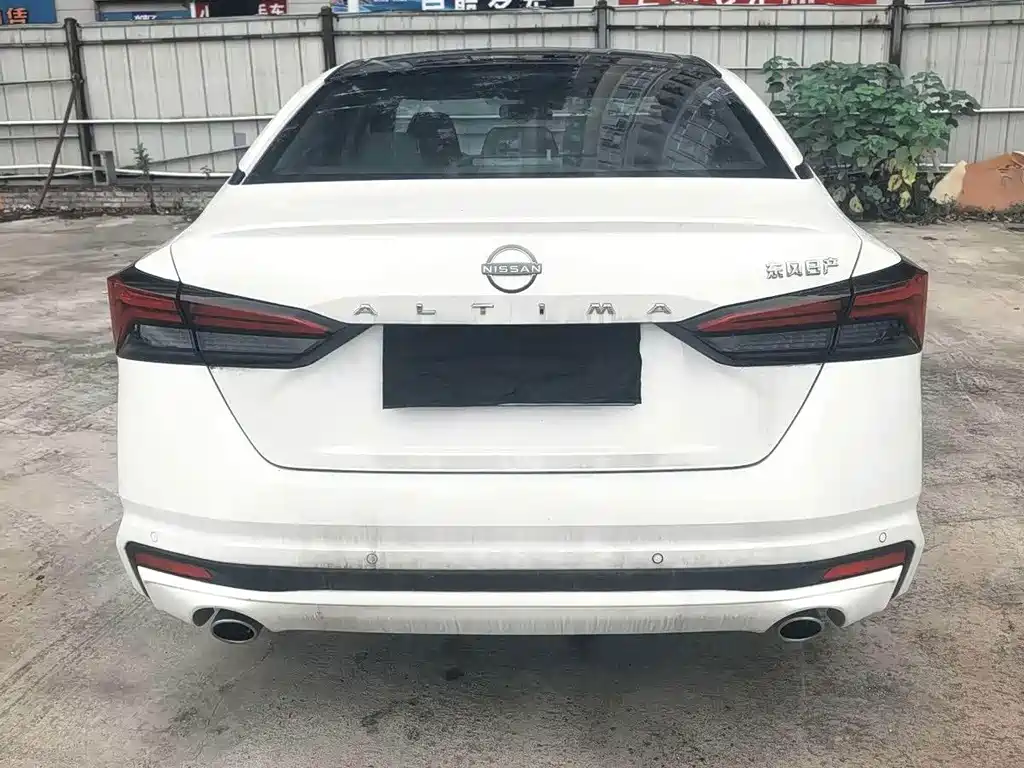 Nissan Teana — миниатюра 10