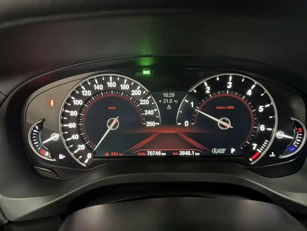 BMW X3 — миниатюра 10