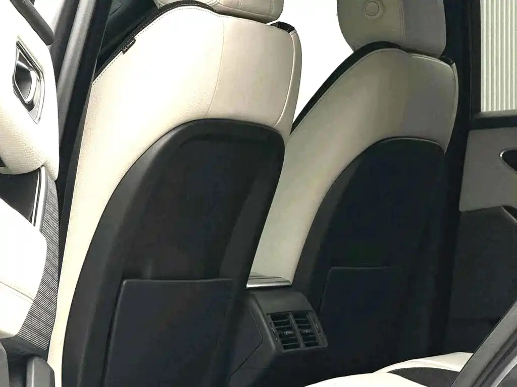 Land Rover Velar — миниатюра 7