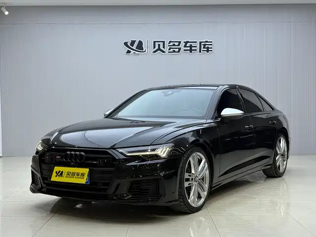 AUDI S6 2021