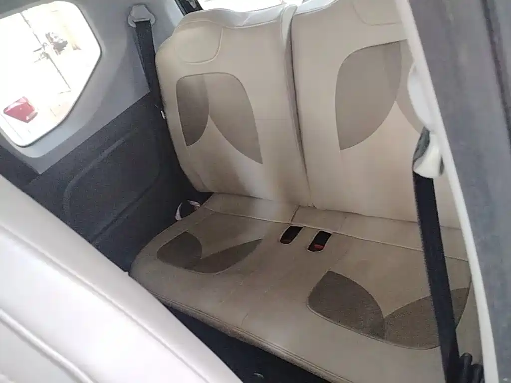 Wuling MINIEV — миниатюра 17