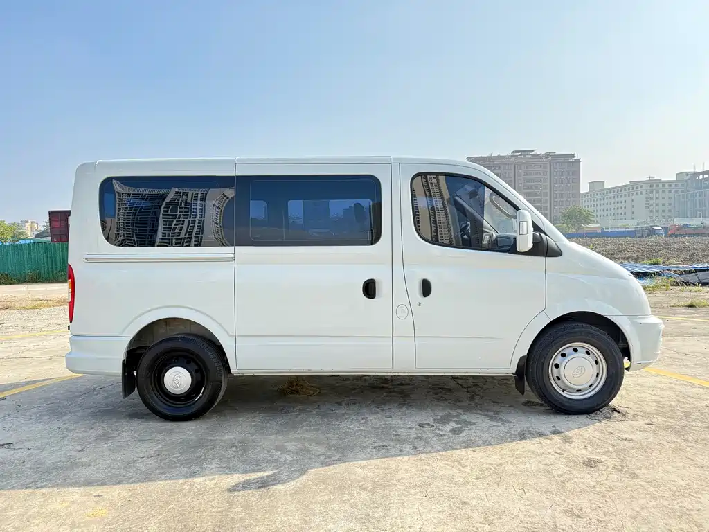 SAIC MAXUS XINTU V80