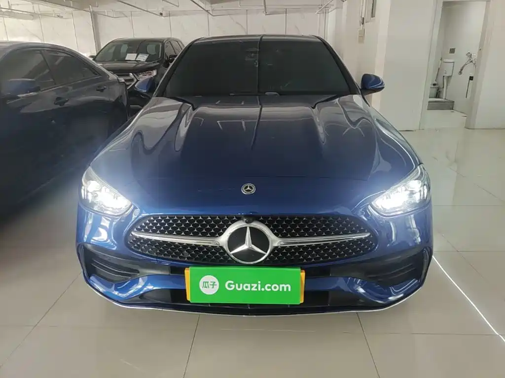Mercedes-Benz C-Class — миниатюра 3