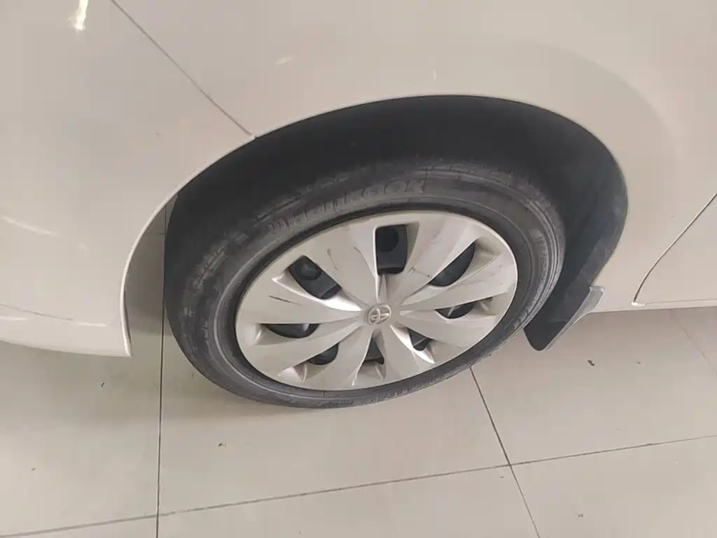 Toyota Yaris L — миниатюра 23