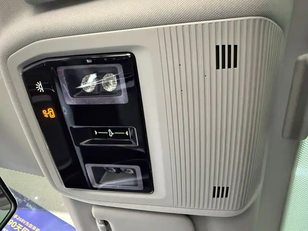Volkswagen Lamando — миниатюра 14